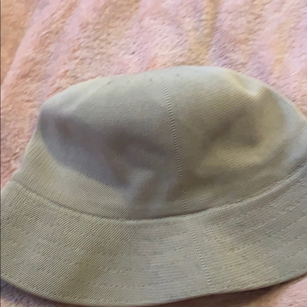 A vintage Kangol bucket hat - Picture 2 of 4